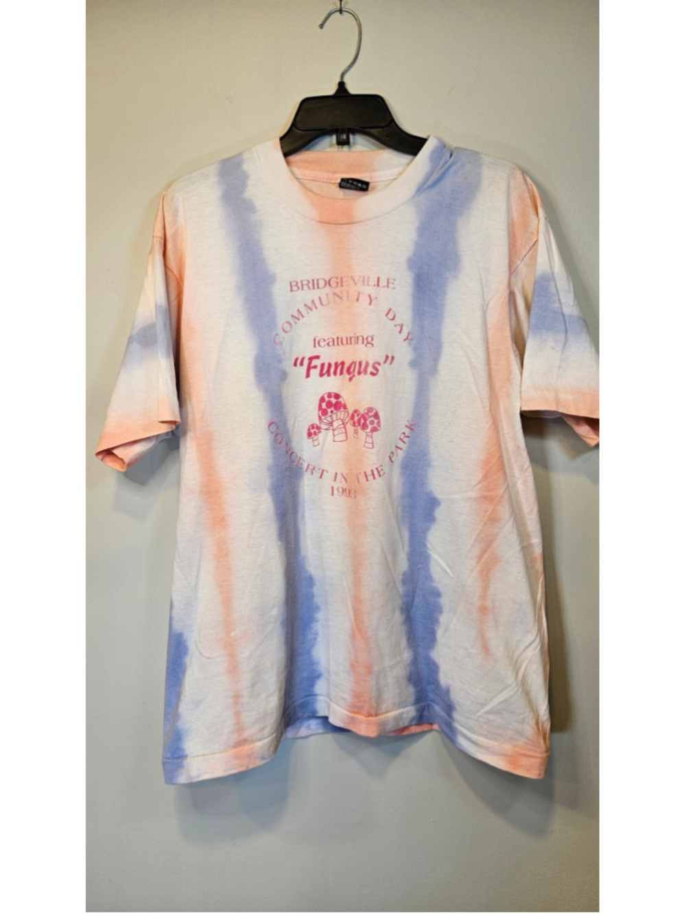 Vintage 1993 Fungus Mushroom Concert T Shirt Tie Dye 90s Fruit of the Loom L